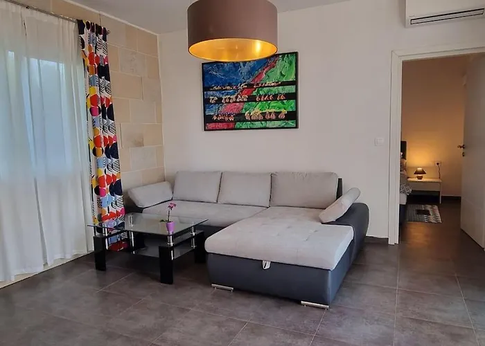 *New* Casa Fila *New*